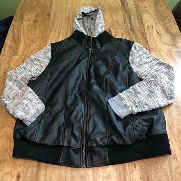 Torrid Womens 0 Black Grey Faux Leather Motorcycle Biker Full Zip Hoodie Jacket - Picture 1 of 10
